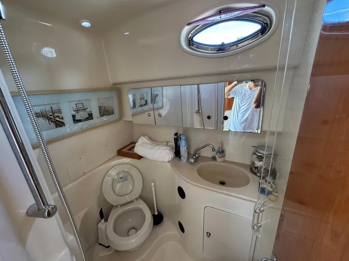 Knotta Clue Yacht Photos Pics 