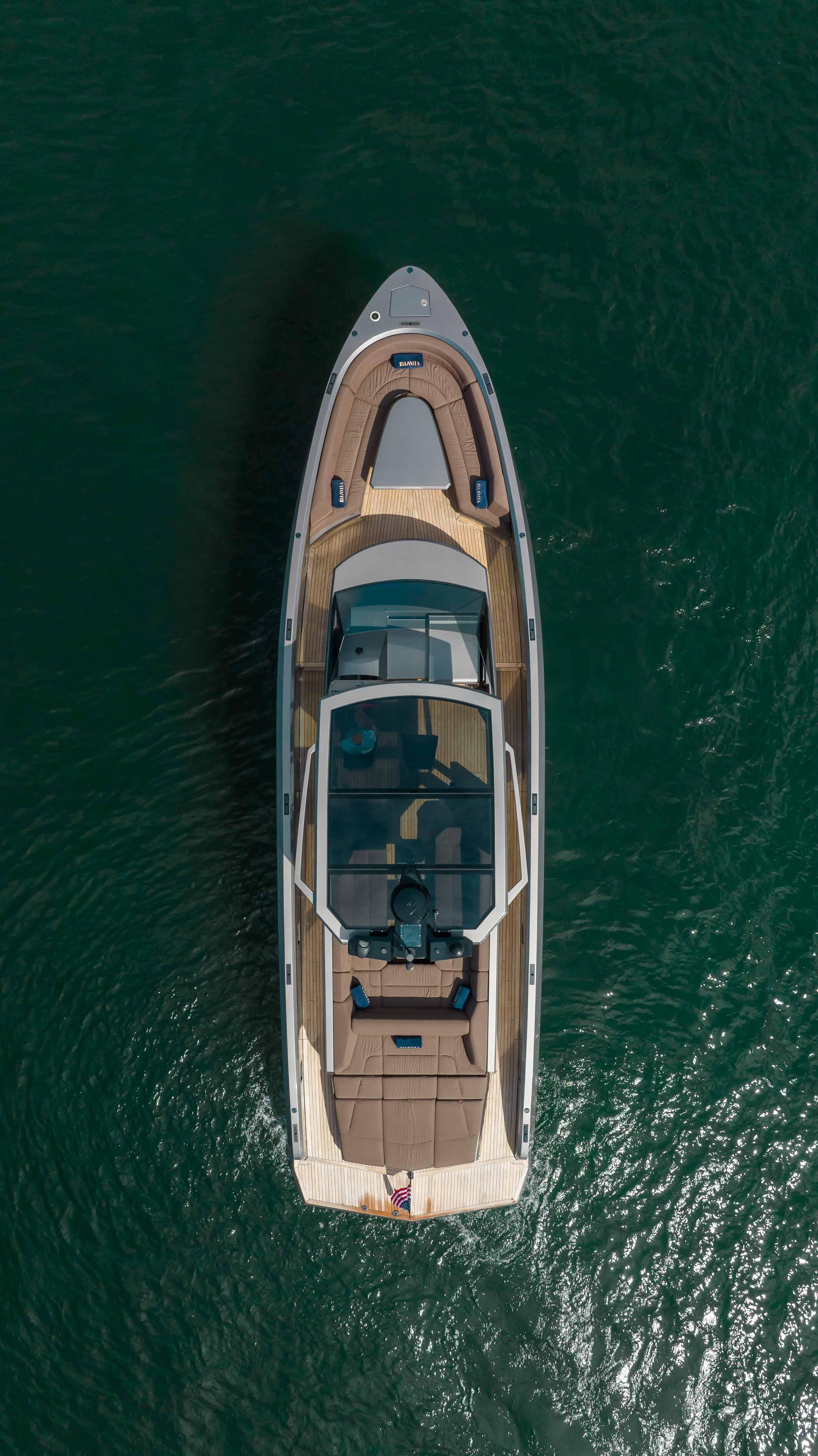 2018 Vanquish Yachts VQ48 DC Dual Console for sale - YachtWorld