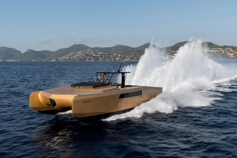 Diamond Edition Yacht Photos Pics 