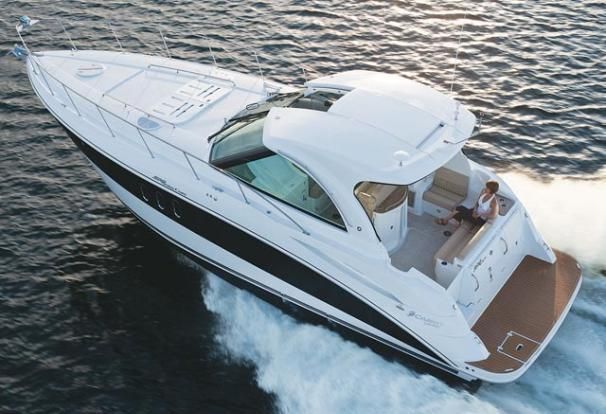 2009 Cruisers Yachts 390 Sports Coupe