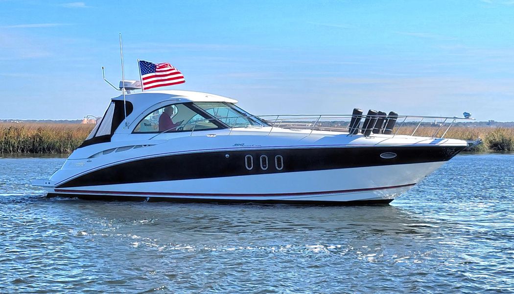 2009 Cruisers Yachts 390 Sports Coupe