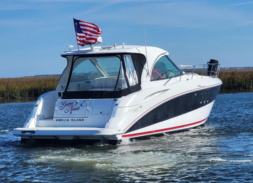 2009 Cruisers Yachts 390 Sports Coupe