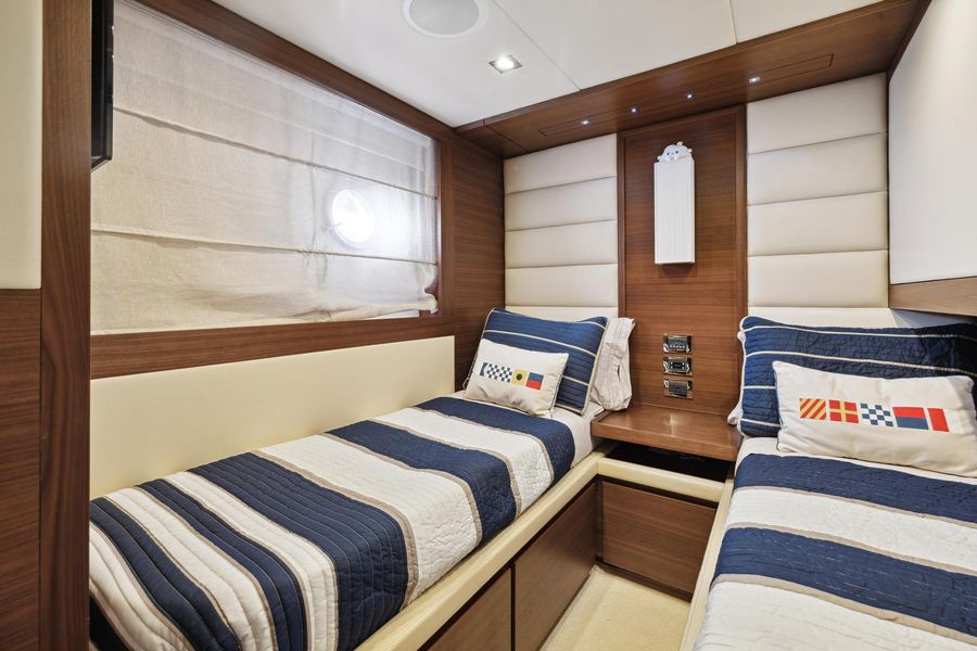 2012 Azimut 78 Flybridge