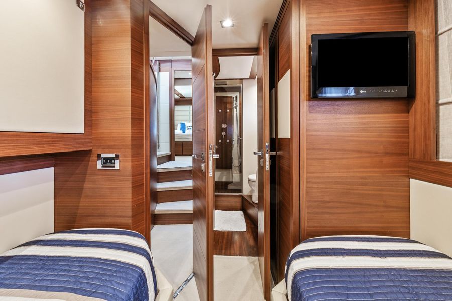 2012 Azimut 78 Flybridge