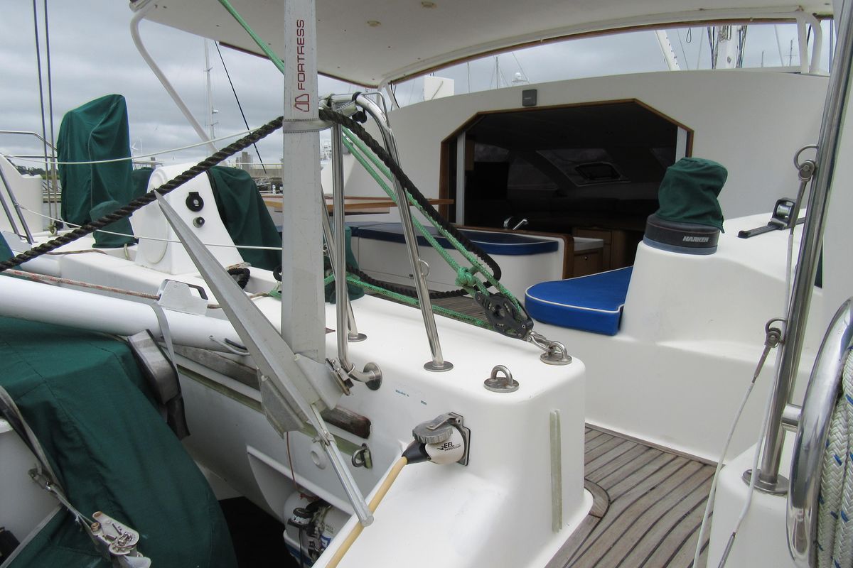2001 Catana 47 