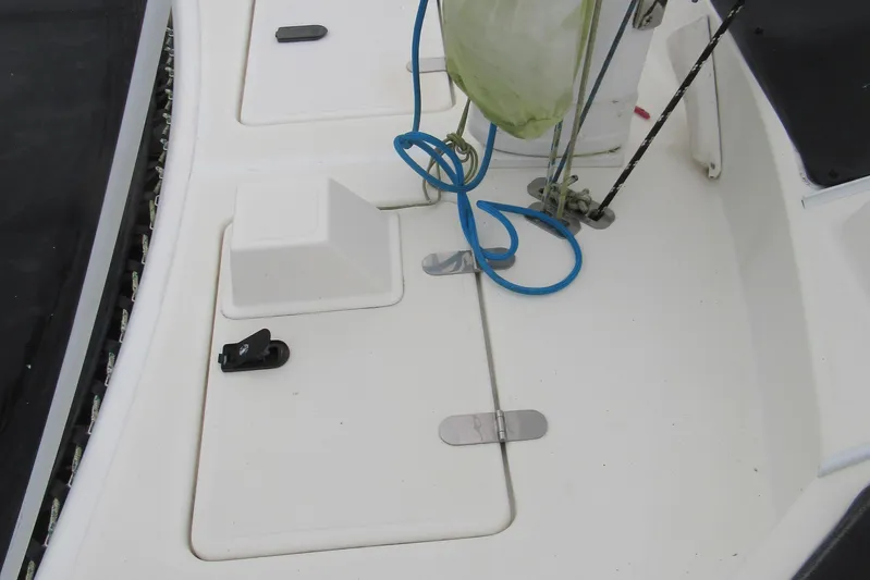 Pippin Yacht Photos Pics Deck of 2001 Catana 471 sailboat with ropes and fittings.