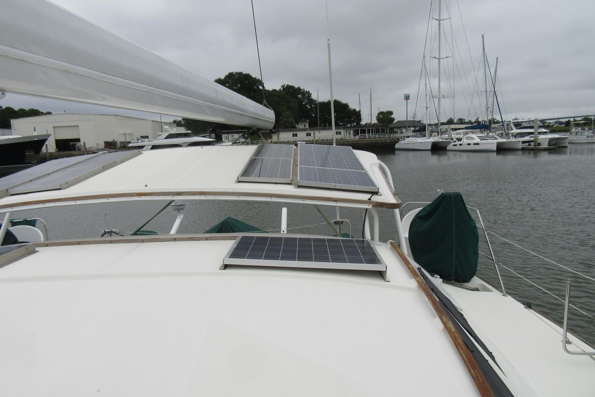 2001 Catana 47 