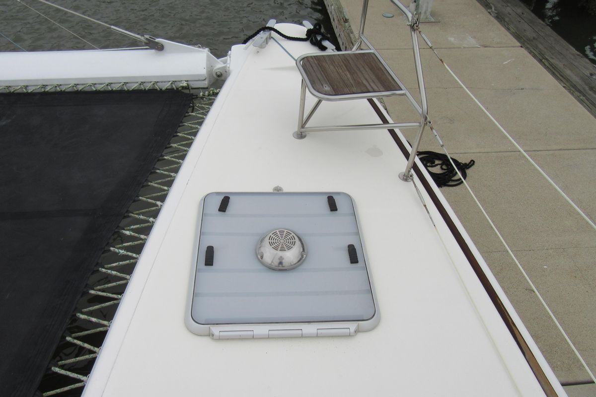 2001 Catana 47 