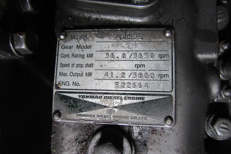 Pippin Yacht Photos Pics Yanmar diesel engine plate on 2001 Catana 471, showing specifications and model details.