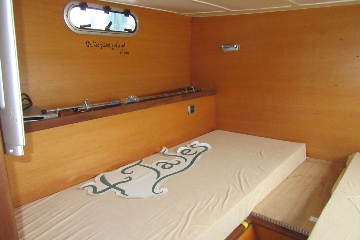 2001 Catana 47 