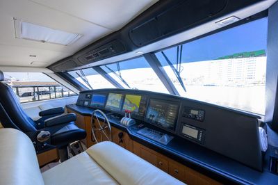 Yacht