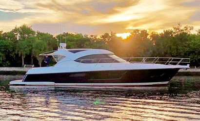 2013 50' Riviera-5000 Sport Yacht West Palm Beach, FL, US