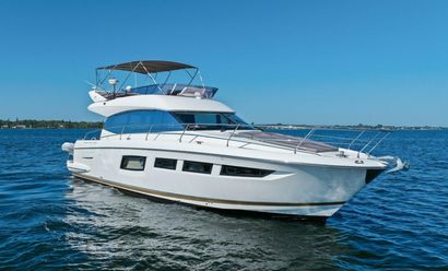 2017 50' Prestige-500 Flybridge Palmetto, FL, US