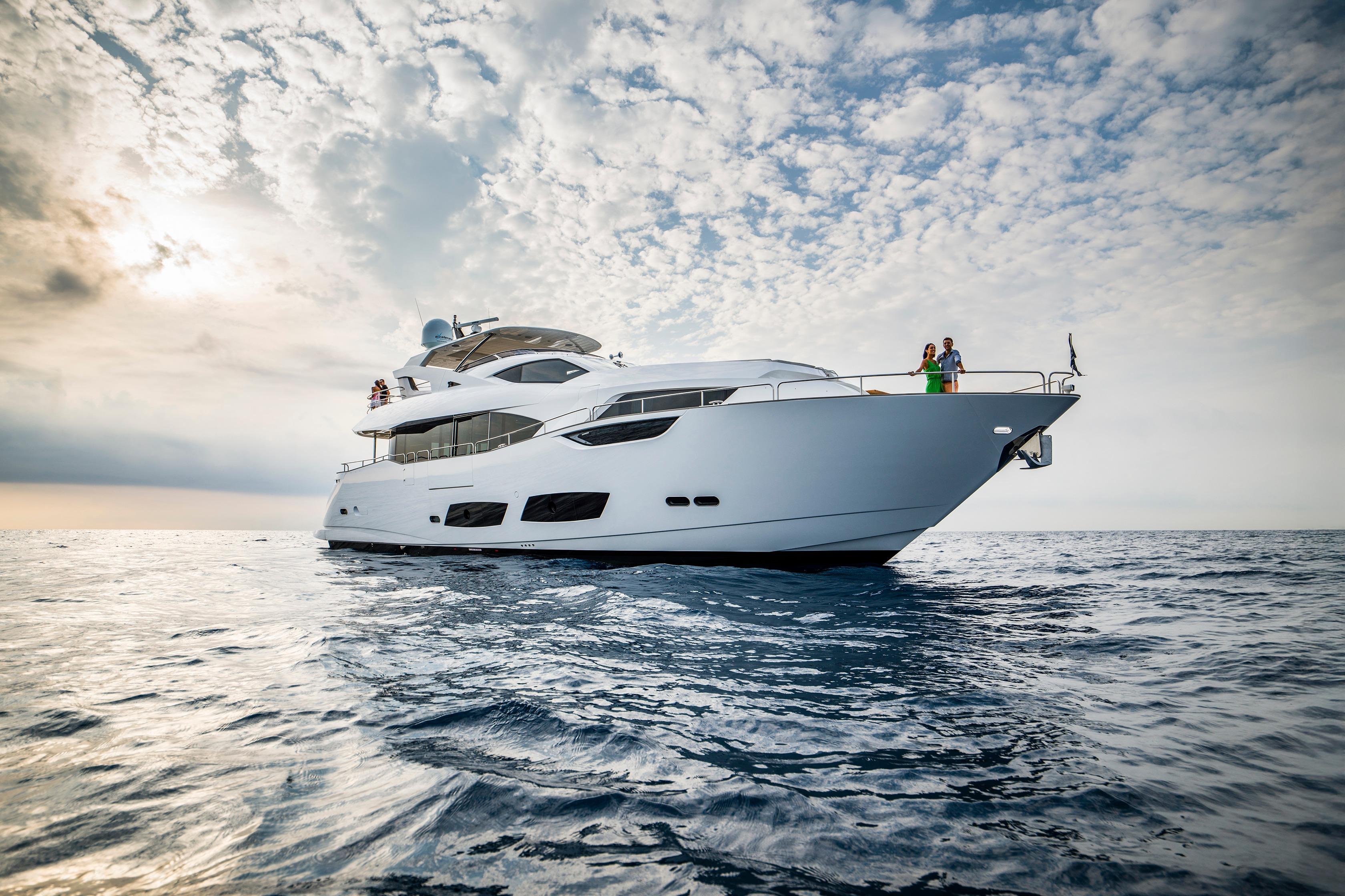 2024 Sunseeker 95 Yacht