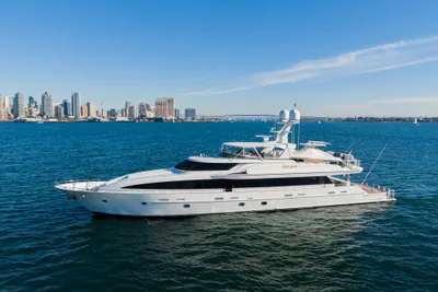 Crescent Motor Yachts