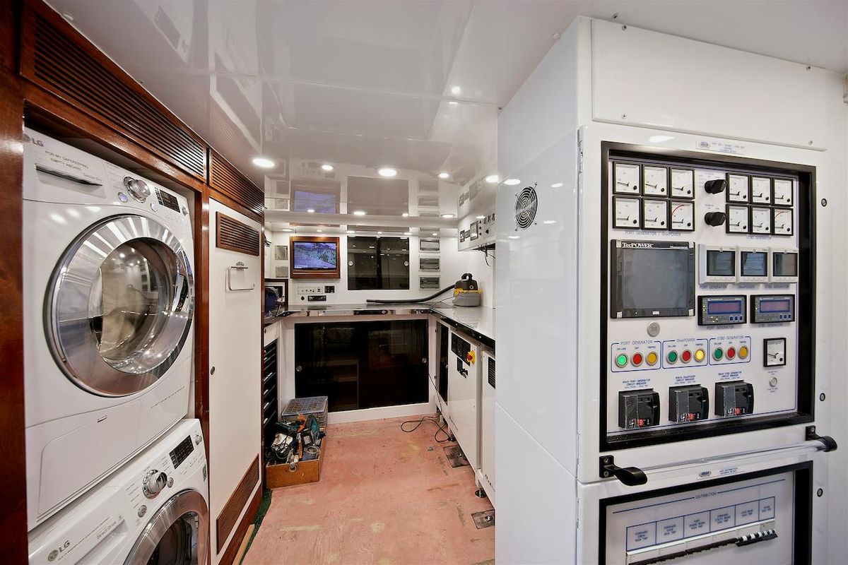2001 Crescent 120 