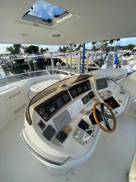 2001 Sea Ray 480 Sedan Bridge