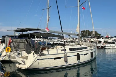 2018 Bavaria 37 Cruiser