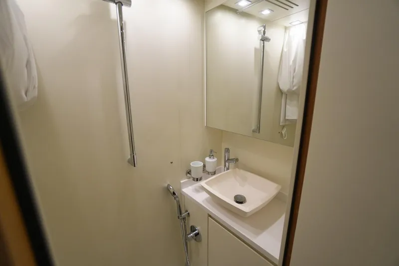 Love Is In The Air Yacht Photos Pics 