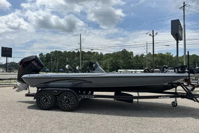 Falcon 21 PREDATOR Tournament ready