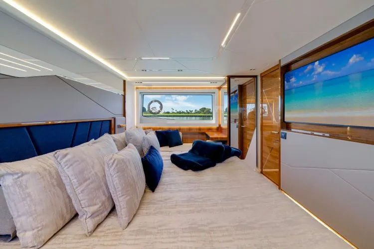  Yacht Photos Pics 2022 Sunseeker 65 Sport Yacht - Image 48