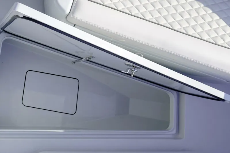 T/t The O Sheaux Yacht Photos Pics 2024 Valhalla Boatworks V-33- T/T THE O SHEAUX- Bow Storage