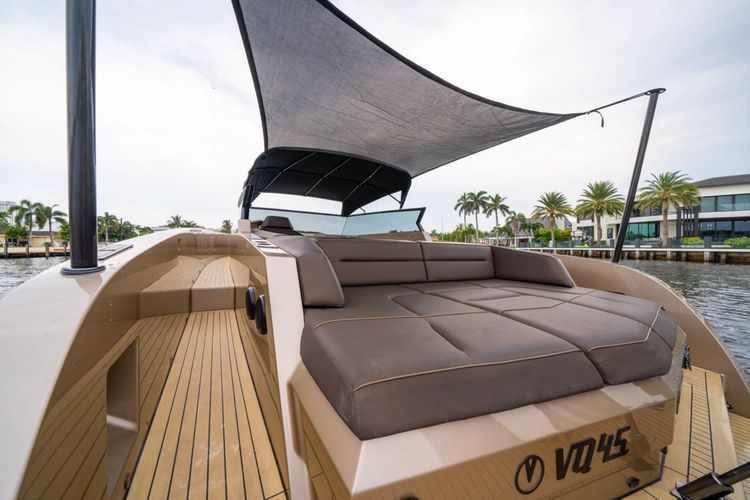 2022 Vanquish Yachts 45 