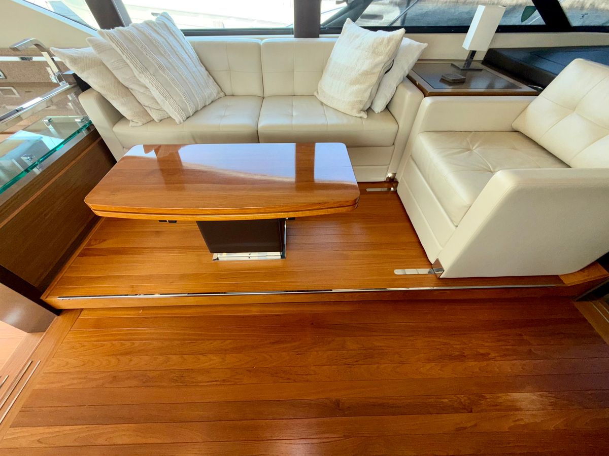 2014 Tiara Yachts 50 