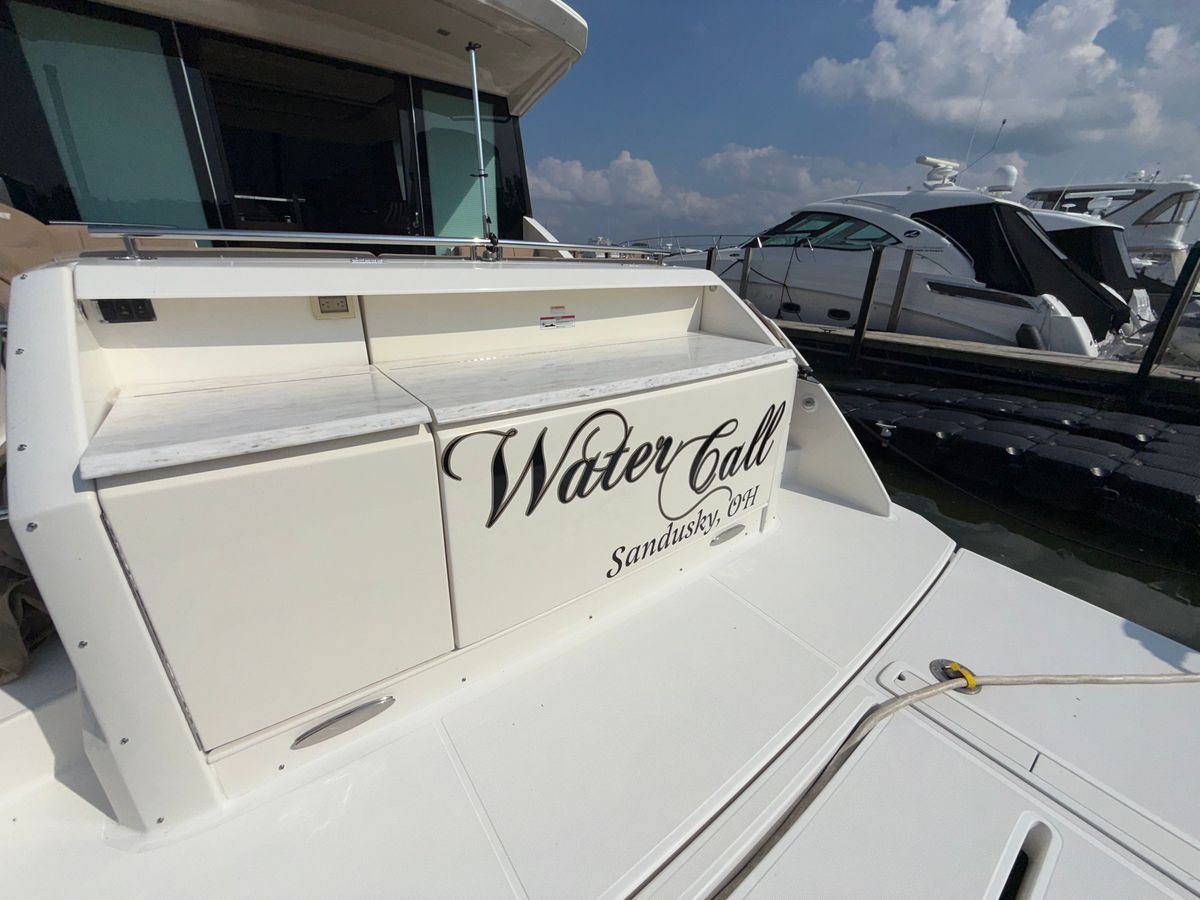 2014 Tiara Yachts 50 