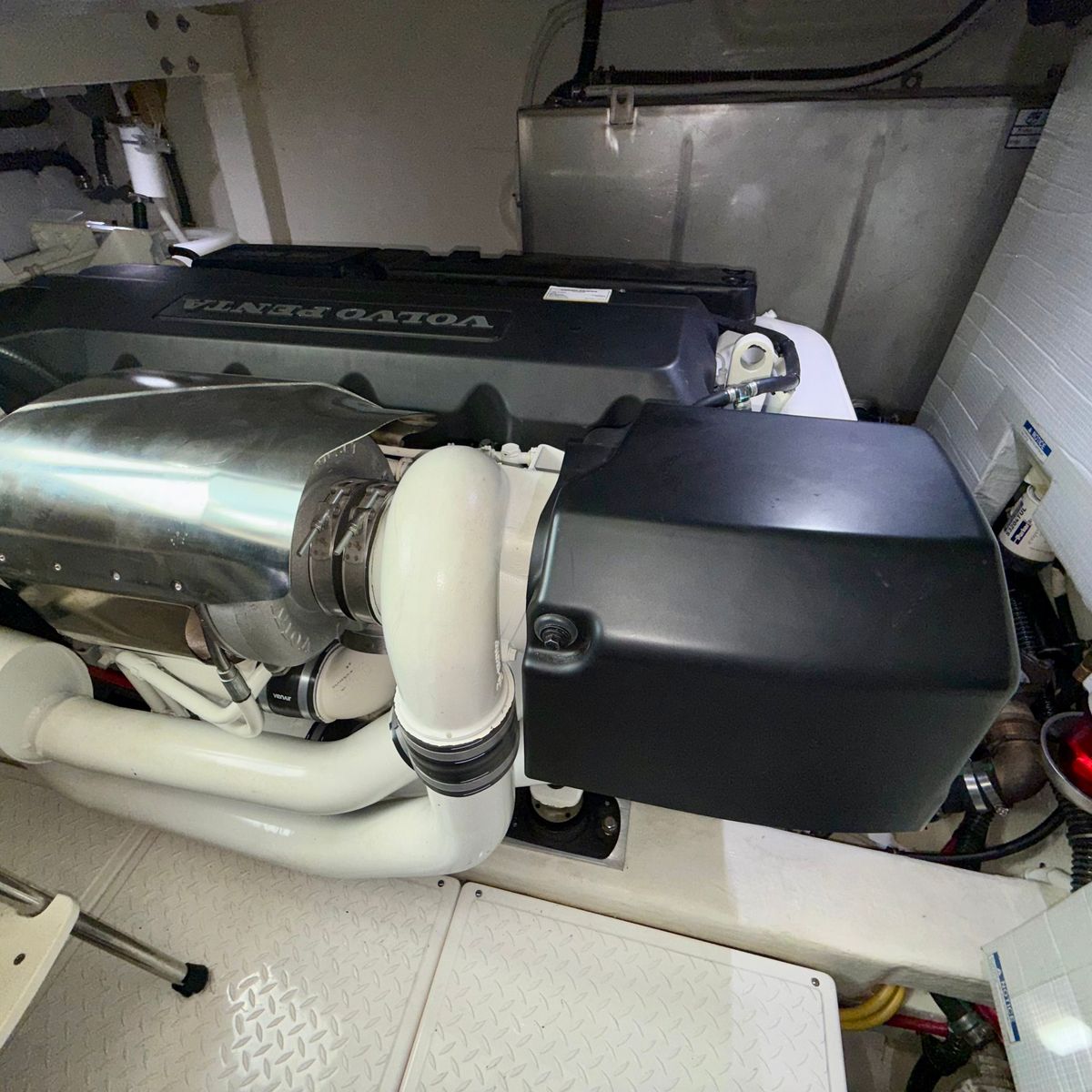 2014 Tiara Yachts 50 