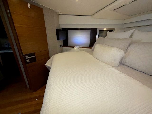 2014 Tiara Yachts 50 