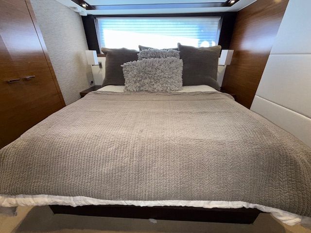 2014 Tiara Yachts 50 