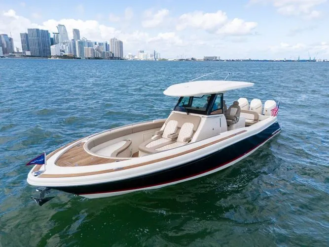  Yacht Photos Pics 2022 Chris-craft Catalina 34 - Image 4