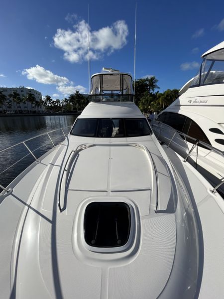 2006 Sea Ray 52 Sedan Bridge