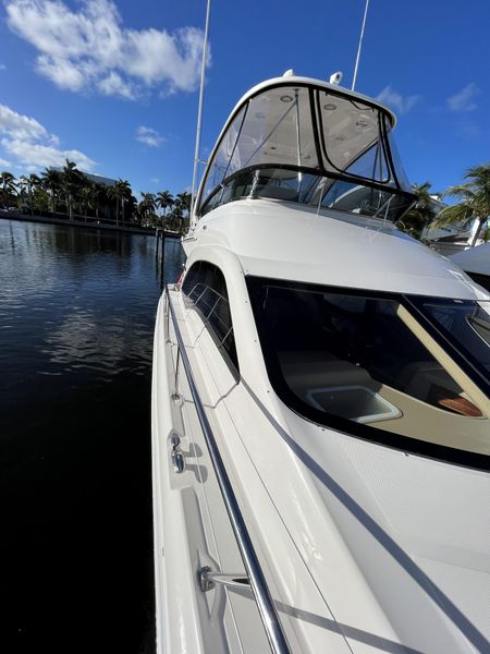 2006 Sea Ray 52 Sedan Bridge