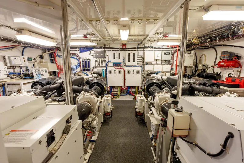 Miss Sealaneous Expense II Yacht Photos Pics 