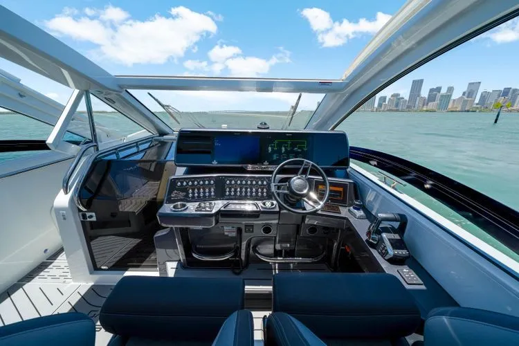  Yacht Photos Pics 2023 Galeon 375 Gto - Image 23