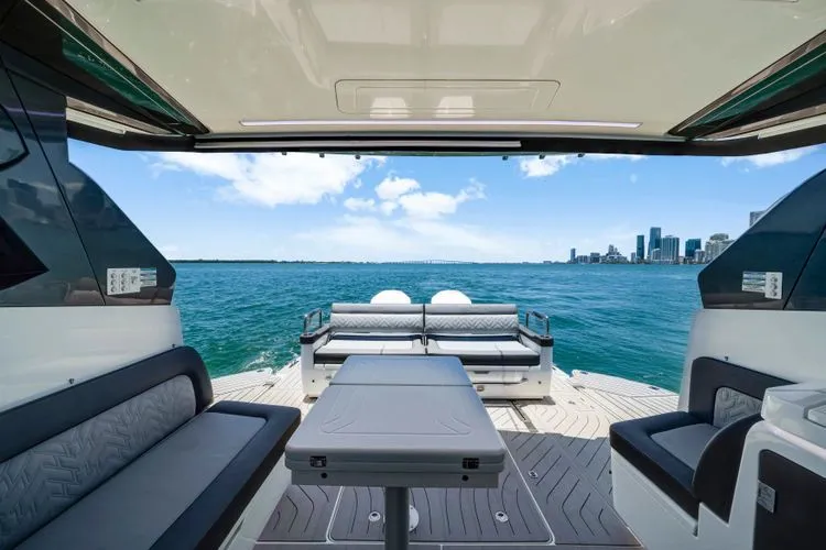  Yacht Photos Pics 2023 Galeon 375 Gto - Image 21