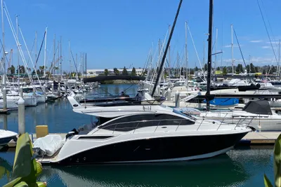 Sea Ray 400 Fly