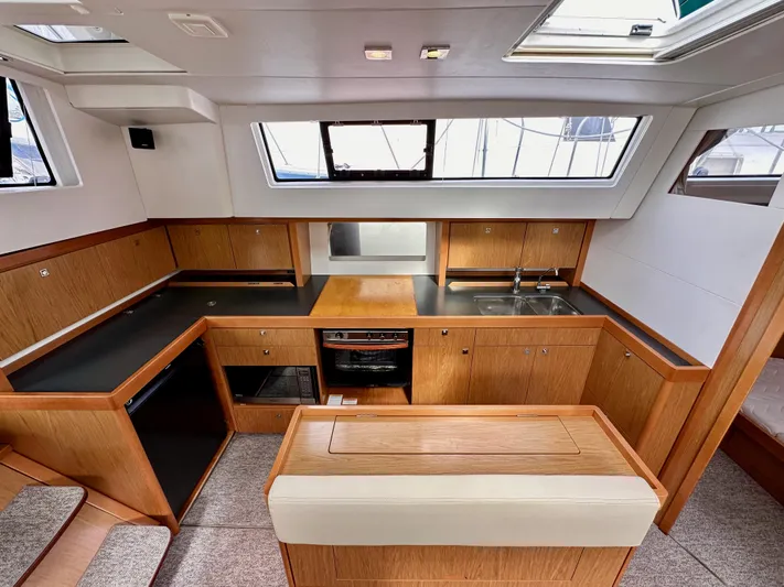 Doc Holiday Yacht Photos Pics 