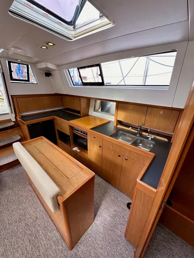 Doc Holiday Yacht Photos Pics 