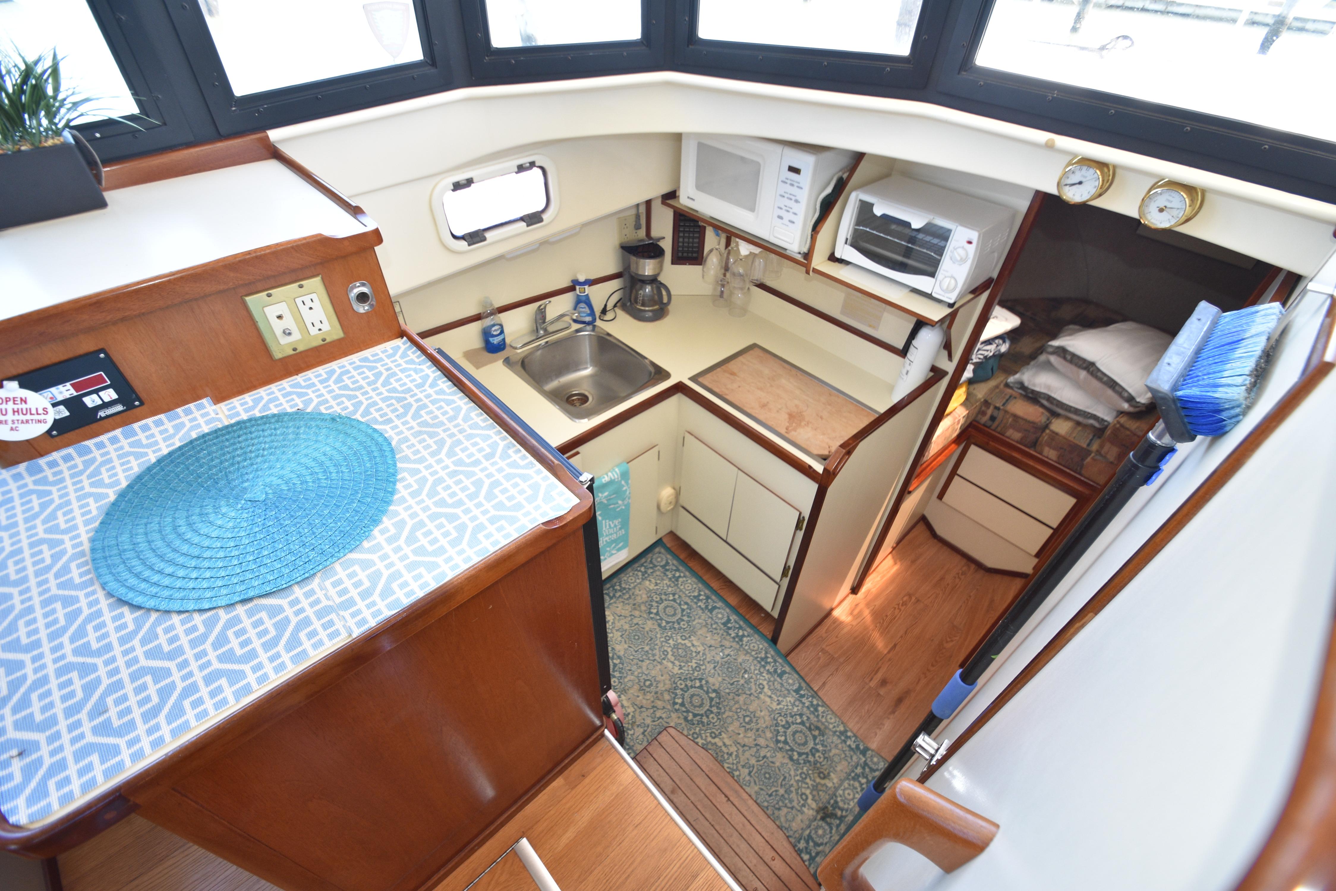 2001 Camano 31 Trawler Trawler for sale YachtWorld