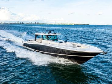 2021 65' HCB-65 Estrella Miami, FL, US