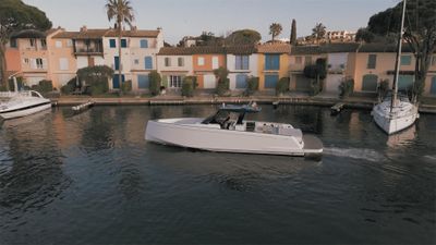Yacht