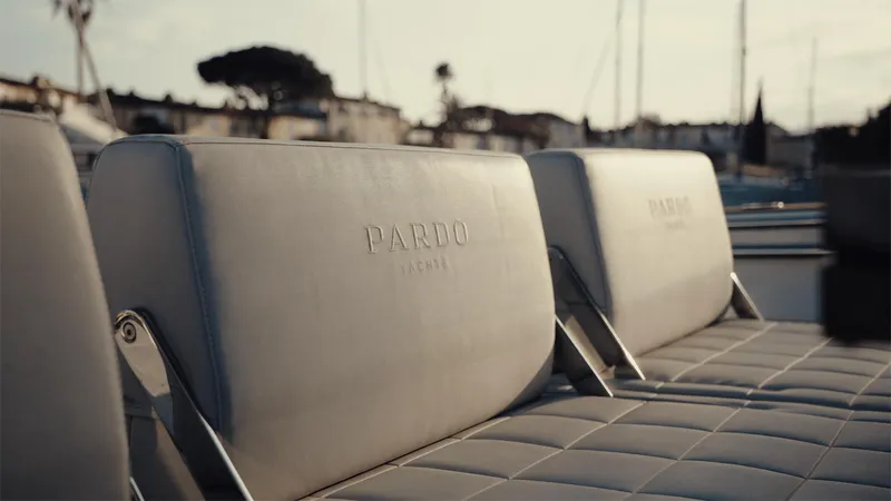 Mea Yacht Photos Pics Luxury seating on 2022 Pardo Yachts 43, featuring elegant design and craftsmanship.
