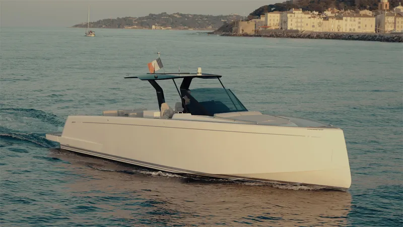 Mea Yacht Photos Pics 