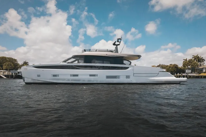  Yacht Photos Pics 