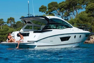 2016 Custom Beneteau GT 40