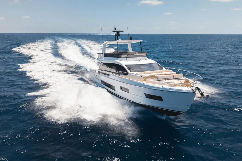  Yacht Photos Pics 