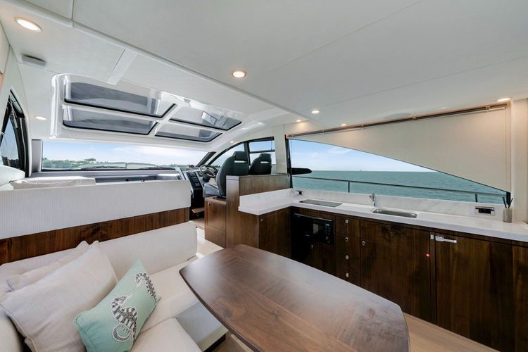 2024 Fairline 50 